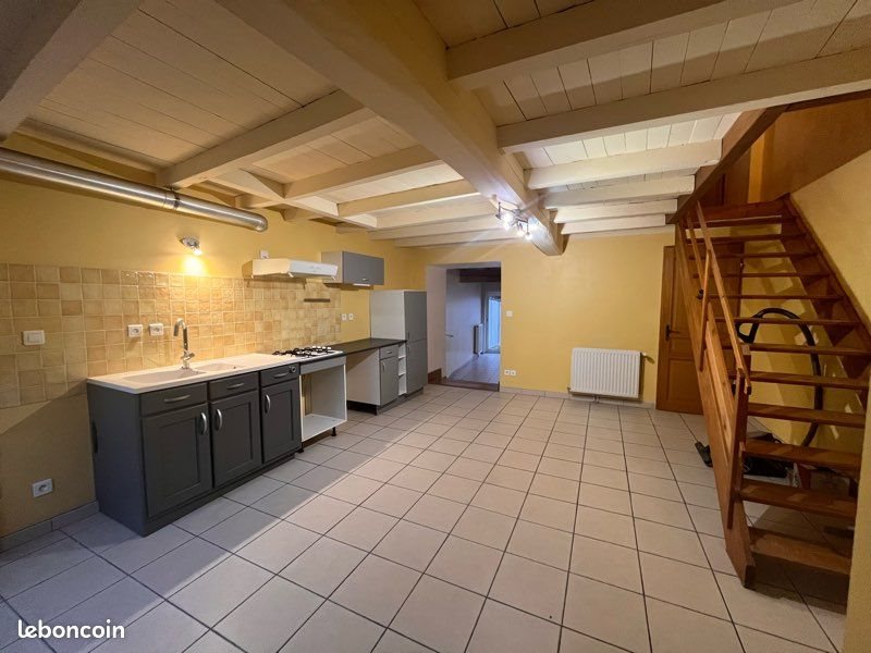 Maison à louer, 90m², Hiersac