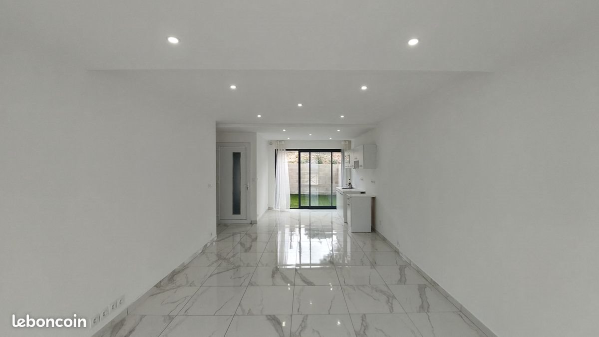 Appartement à louer, 70m², Marseille 15ème