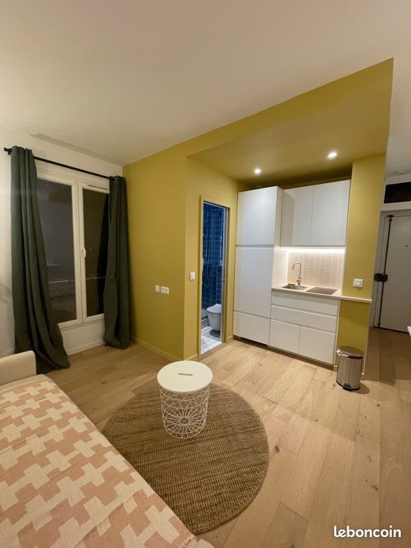 Appartement à louer, 18m², Paris 9ème