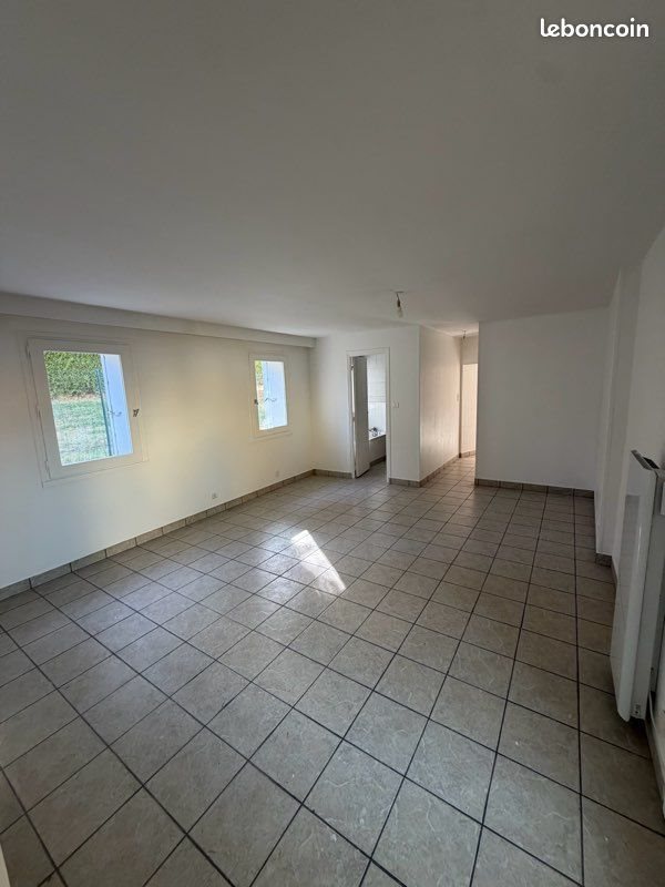 Appartement à louer, 68m², Fontaine-Etoupefour