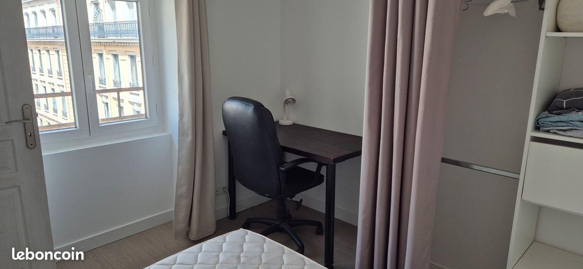 Appartement à louer, 40m², Saint-Etienne