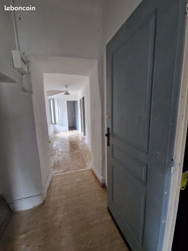 Appartement à louer, 80m², Montfrin