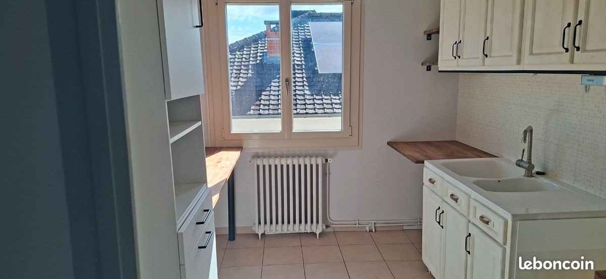 Appartement à louer, 83m², Brive-la-Gaillarde
