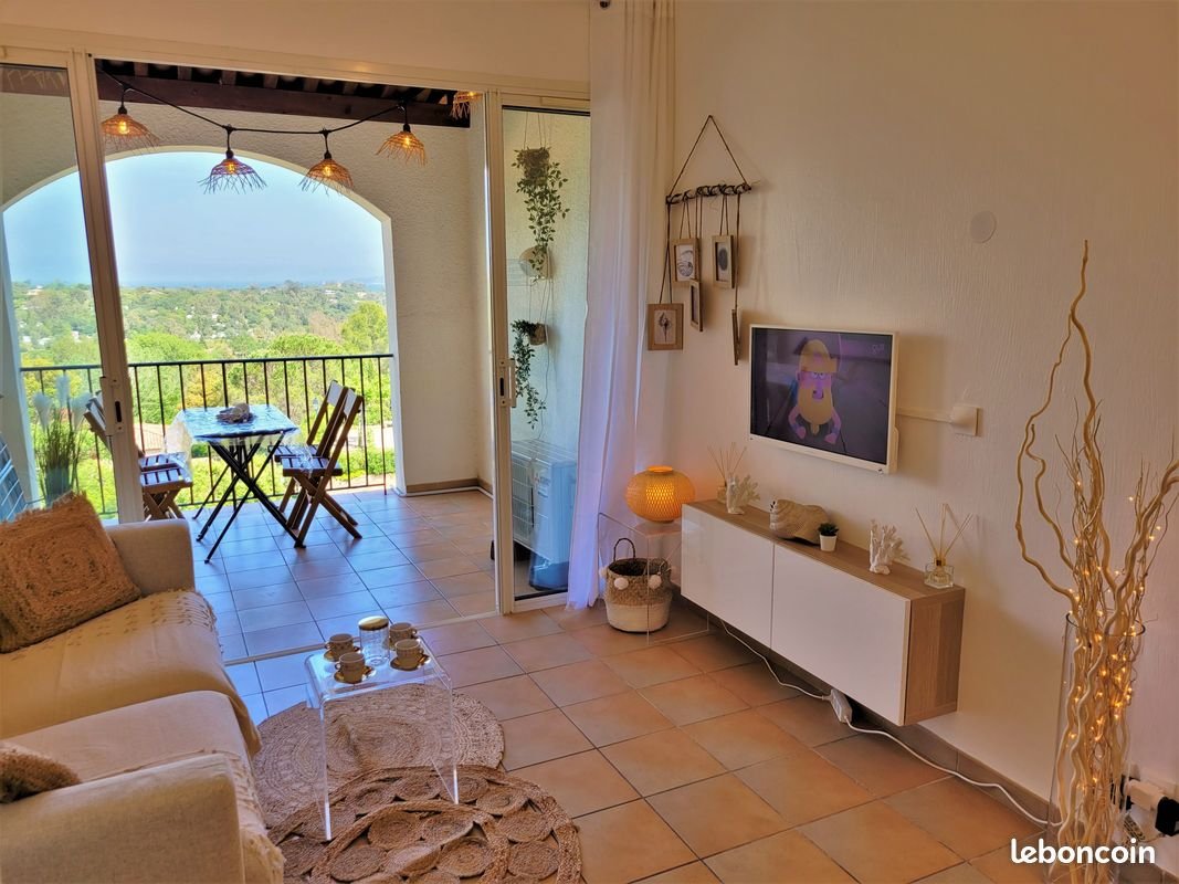 Appartement à louer, 30m², Grimaud