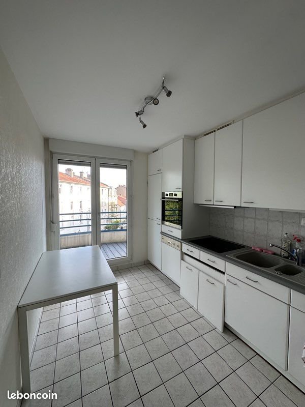 Appartement à louer, 58m², Metz