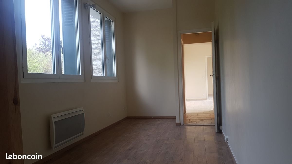Maison à louer, 112m², Solesmes