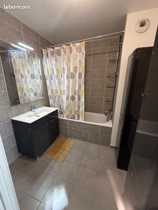Appartement à louer, 65m², Antony