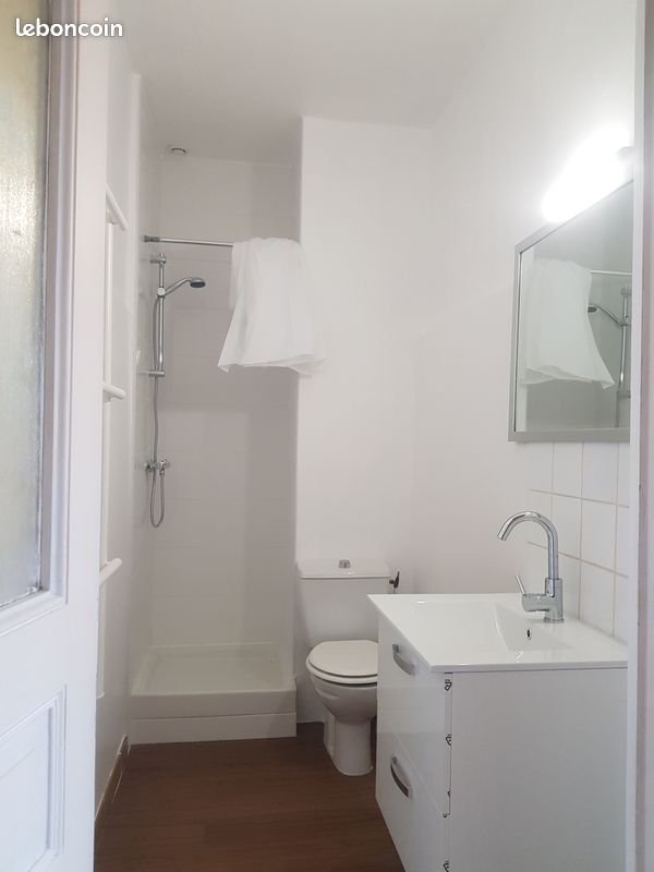 Appartement à louer, 65m², Labastide-Rouairoux