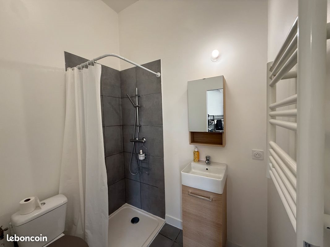 Appartement à louer, 15m², Nîmes