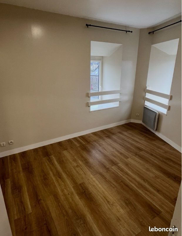 Appartement à louer, 28m², Bourbriac