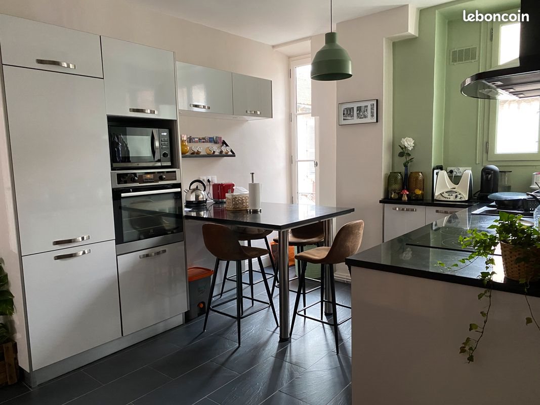 Appartement à louer, 140m², Avignon