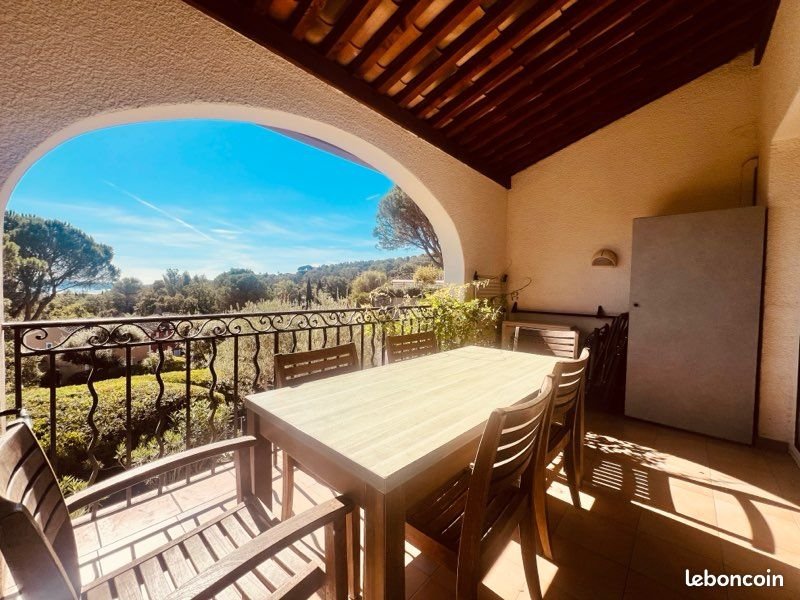 Appartement à louer, 42m², Grimaud