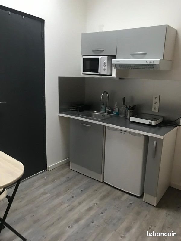Appartement à louer, 15m², Issy-les-Moulineaux