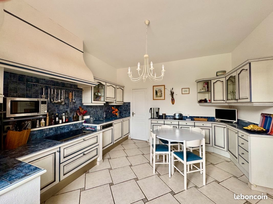 Maison à vendre, 280m², Livry-Louvercy