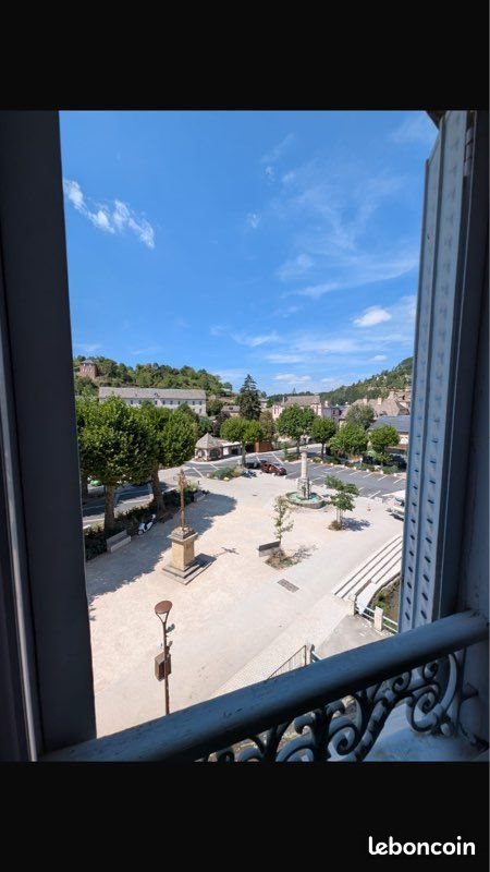 Appartement à louer, 72m², La Canourgue