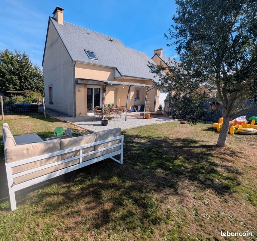 Maison à vendre, 98m², Saint-Hilaire-du-Harcouët