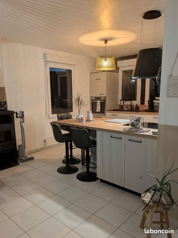 Maison à vendre, 98m², Saint-Hilaire-du-Harcouët