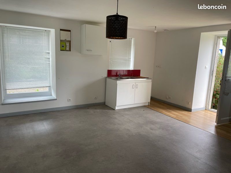 Maison à louer, 32m², Plouguernével