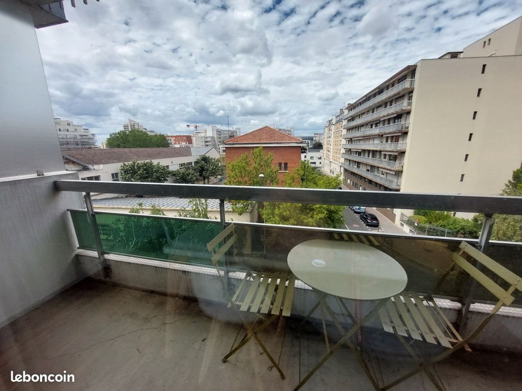 Appartement à louer, 32m², Courbevoie