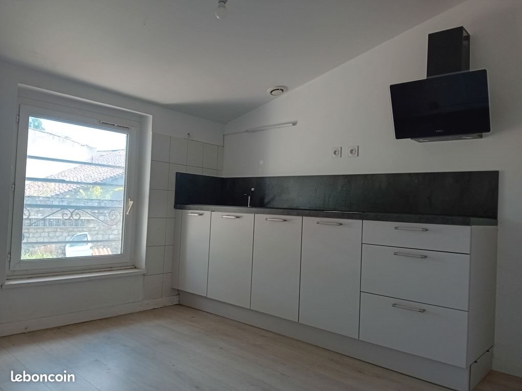 Appartement à louer, 37m², Caussade