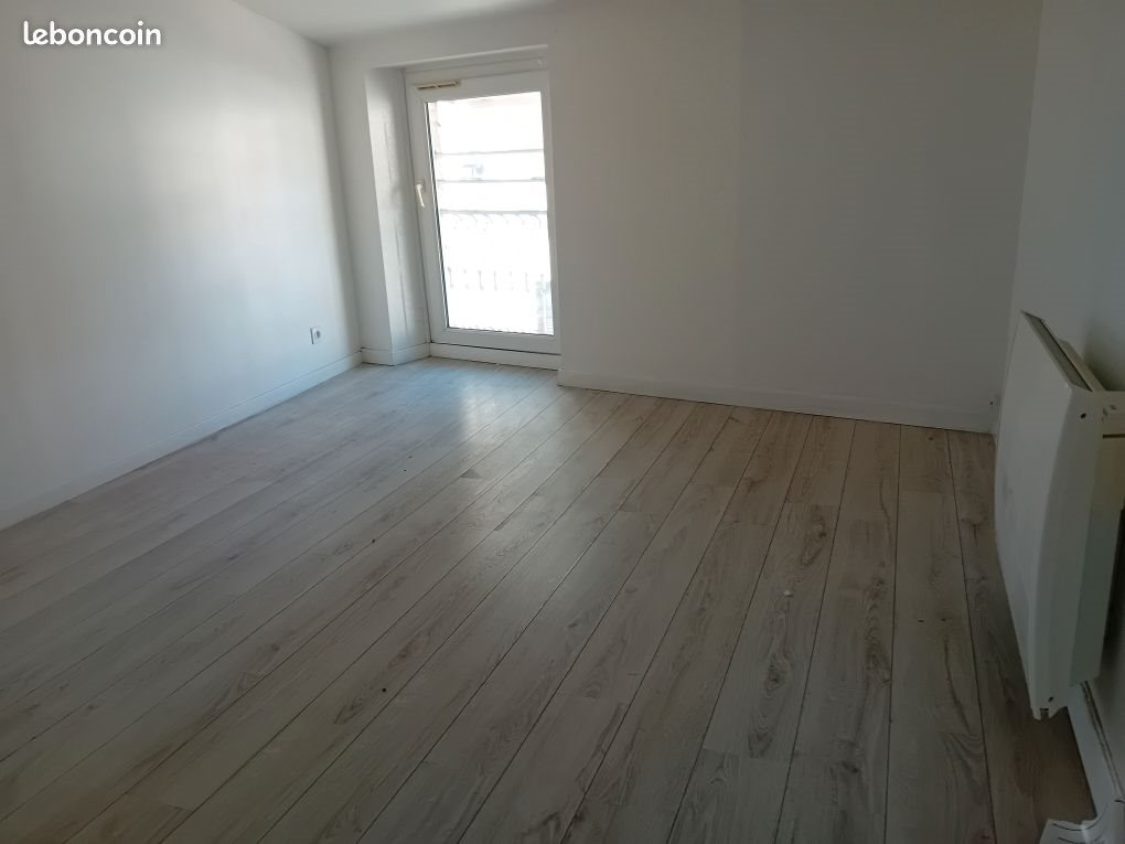 Appartement à louer, 37m², Caussade