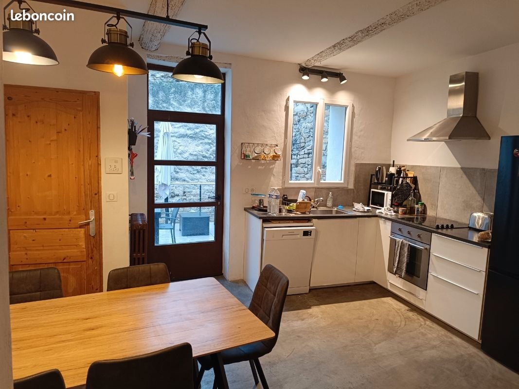 Maison à louer, 100m², Calvisson