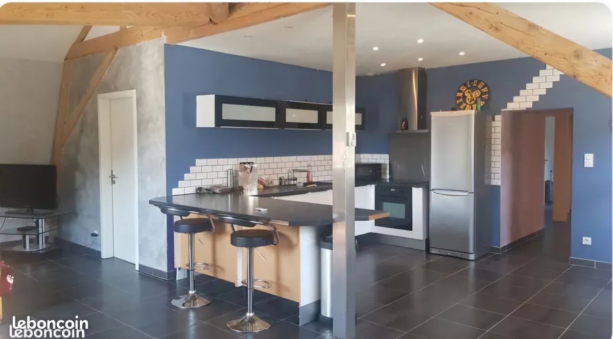 Appartement à louer, 135m², Glay