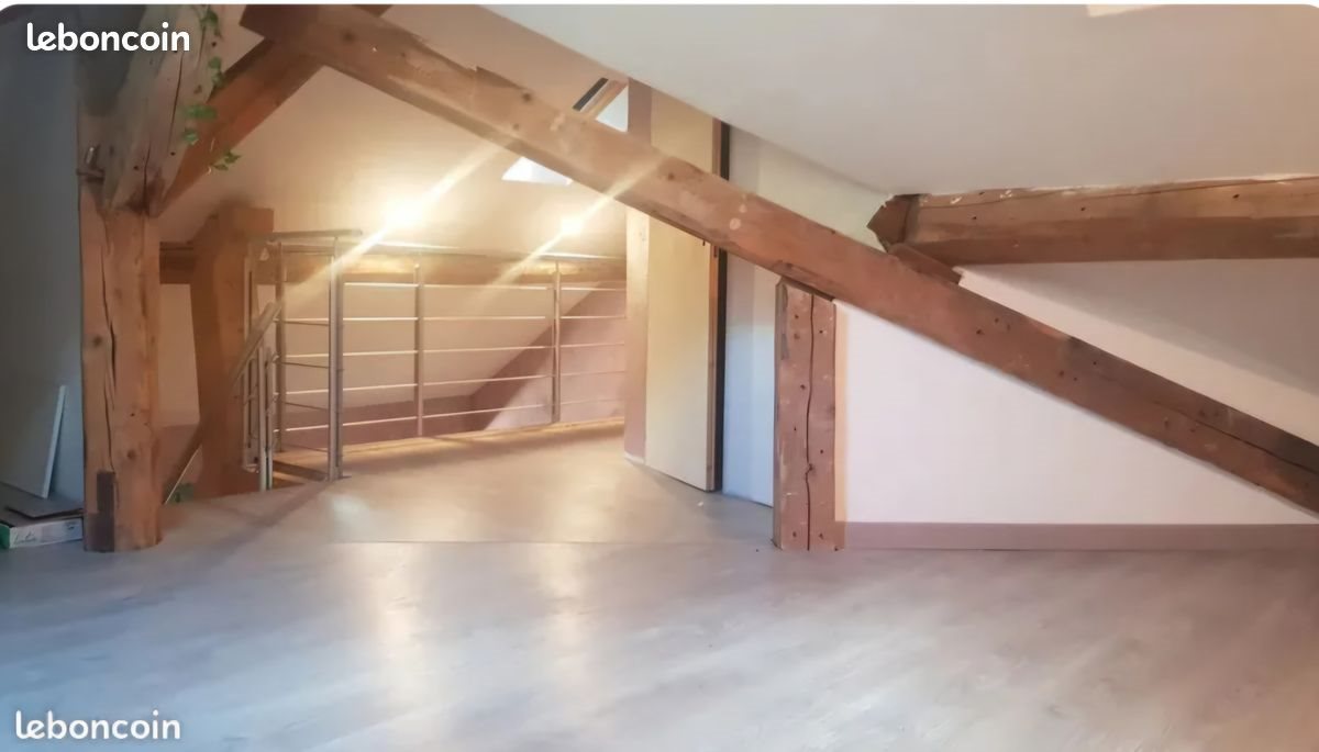 Appartement à louer, 135m², Glay