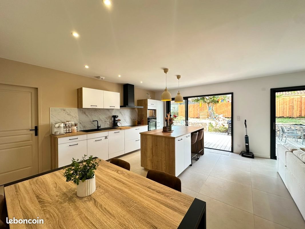 Maison à vendre, 99m², La Garnache