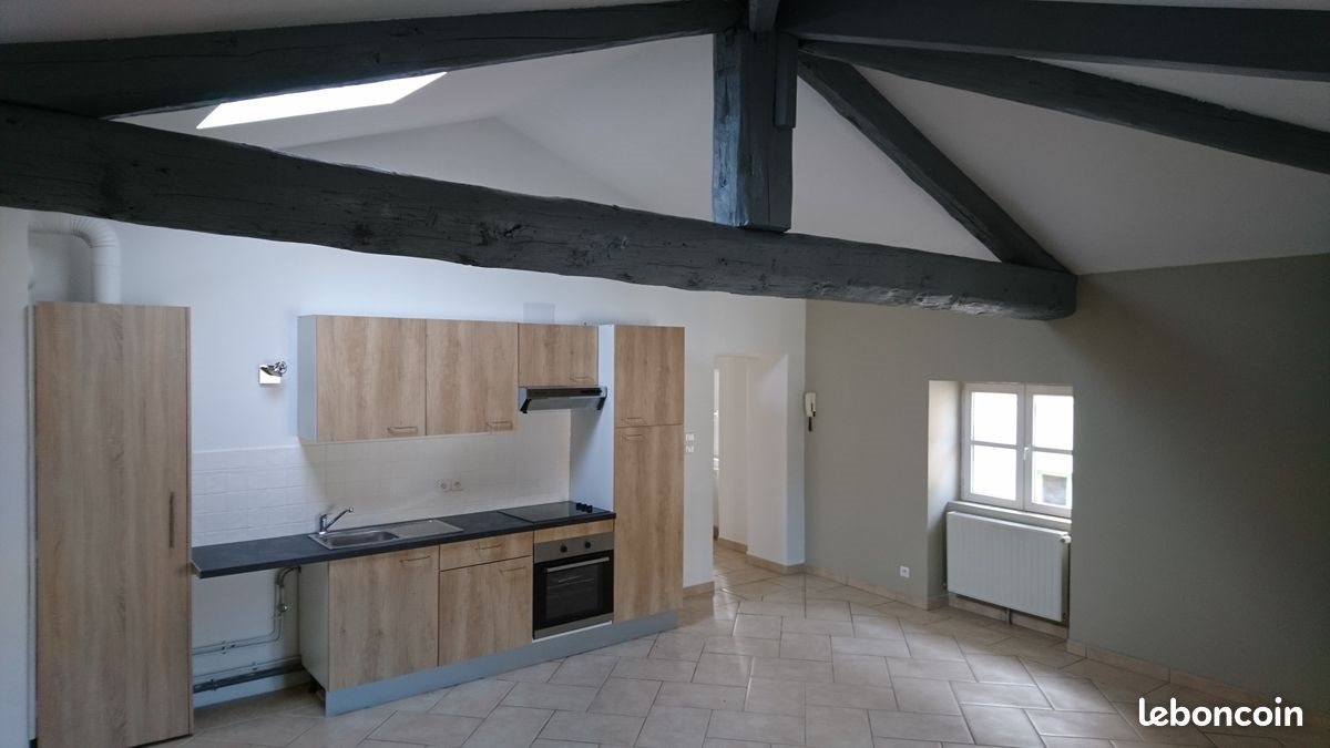 Appartement à louer, 70m², Valréas