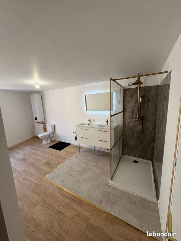Appartement à louer, 80m², Thiers