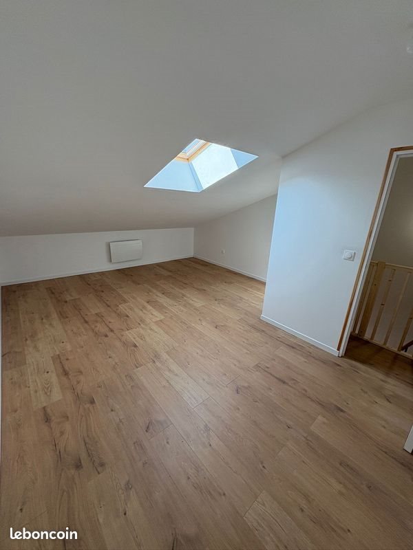 Appartement à louer, 80m², Thiers