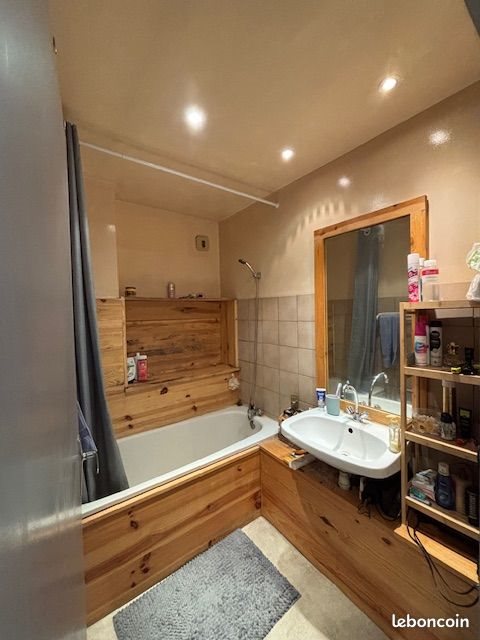 Appartement à louer, 55m², Aurillac