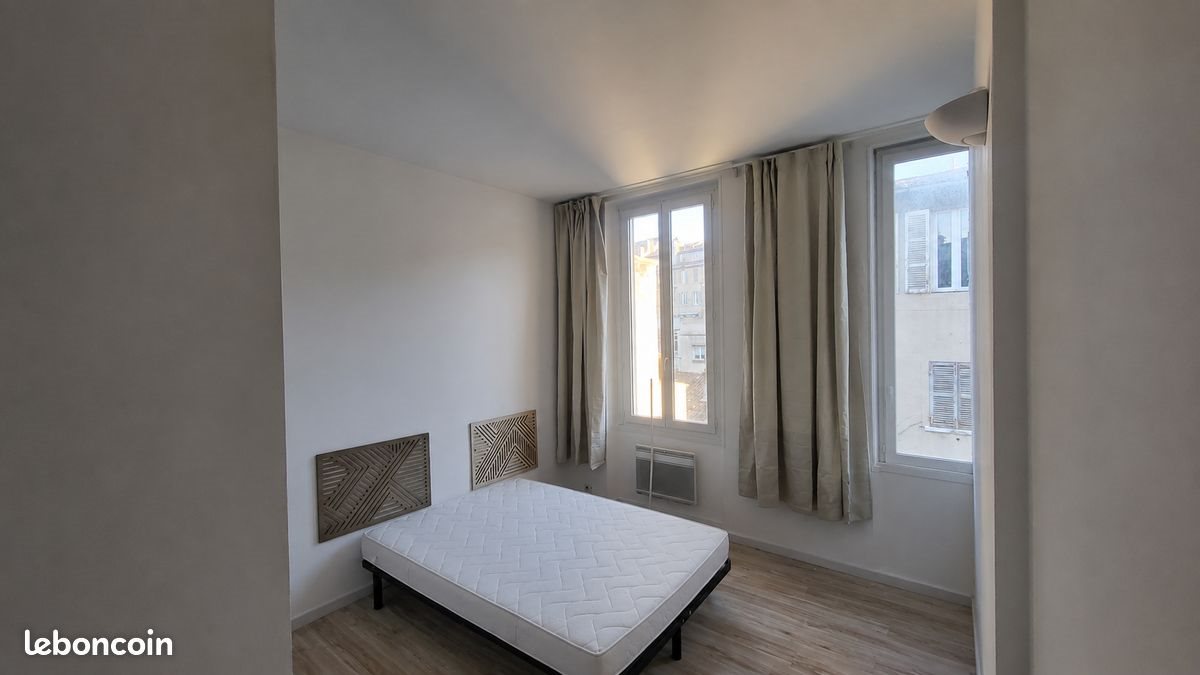 Appartement à louer, 64m², Marseille 1er