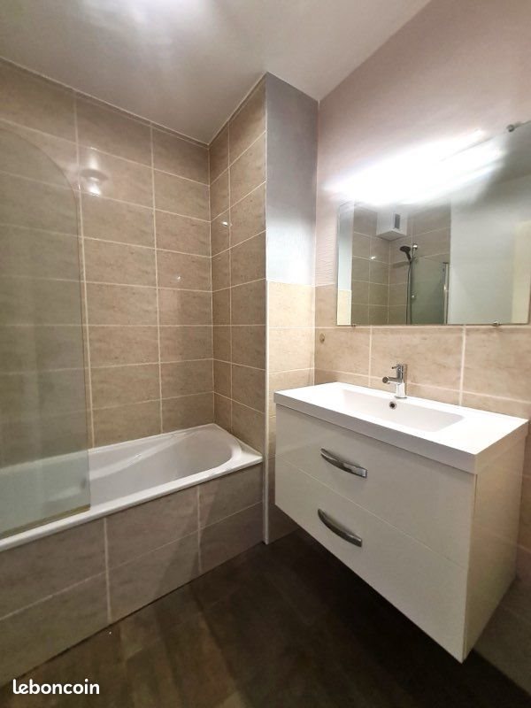 Appartement à vendre, 72m², Brives-Charensac