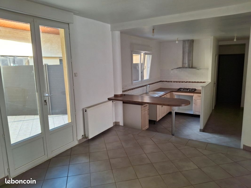 Appartement à louer, 110m², Saint-Amand-les-Eaux