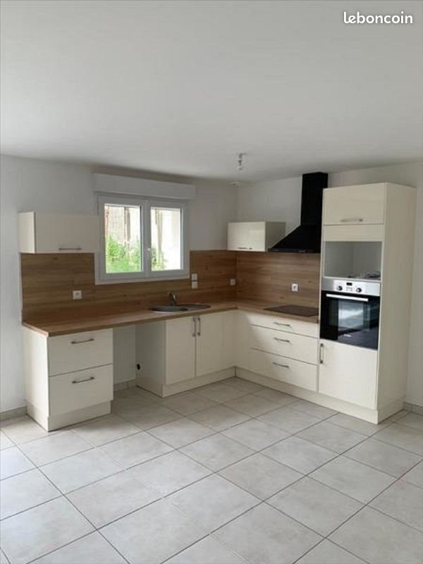 Maison à louer, 75m², Fontvieille