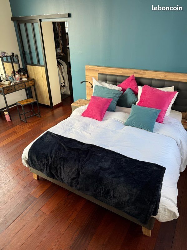 Maison à louer, 260m², Saint-Médard-en-Jalles