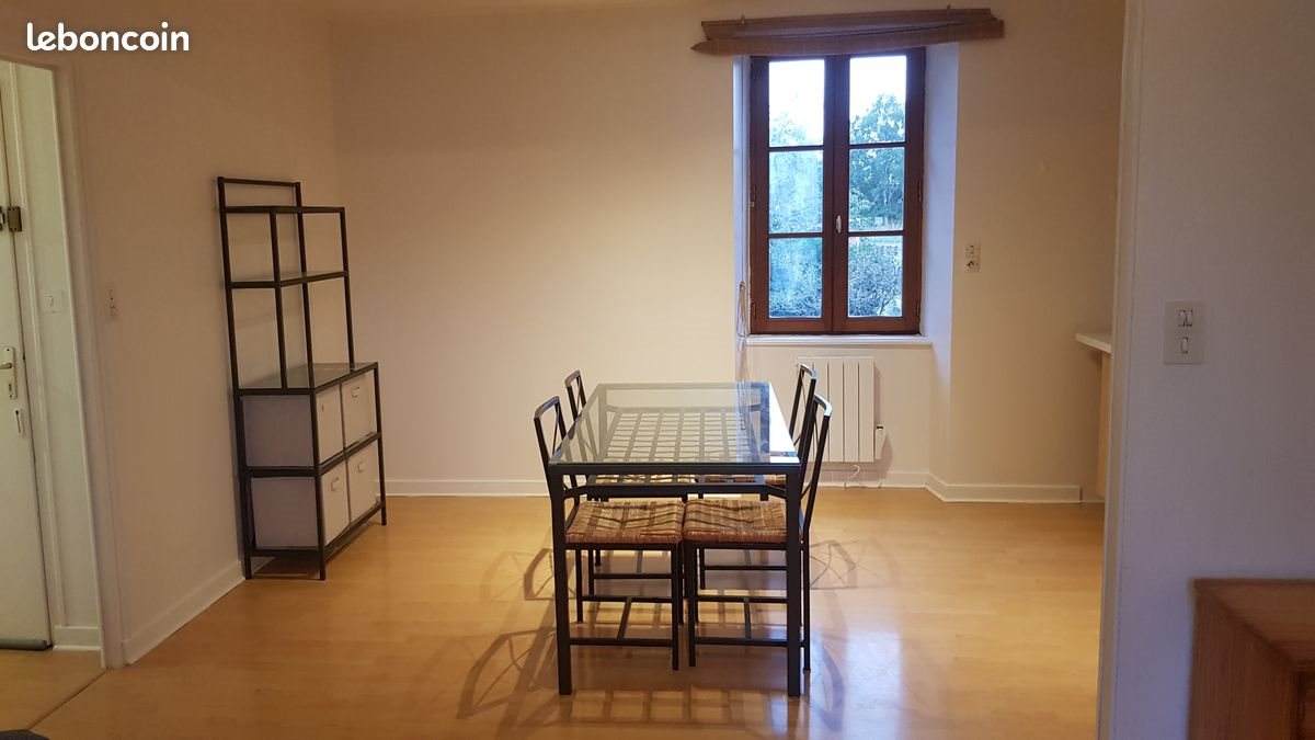 Appartement à louer, 60m², La Chèze