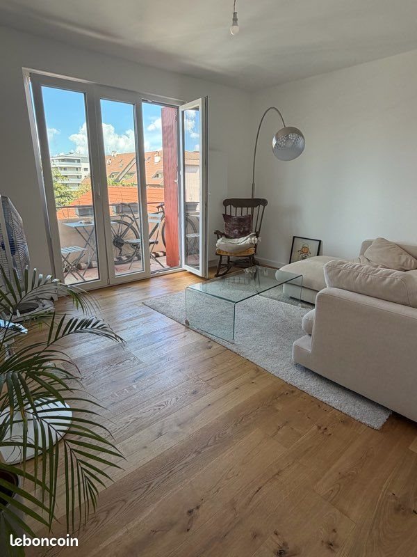 Appartement à louer, 70m², Ambilly