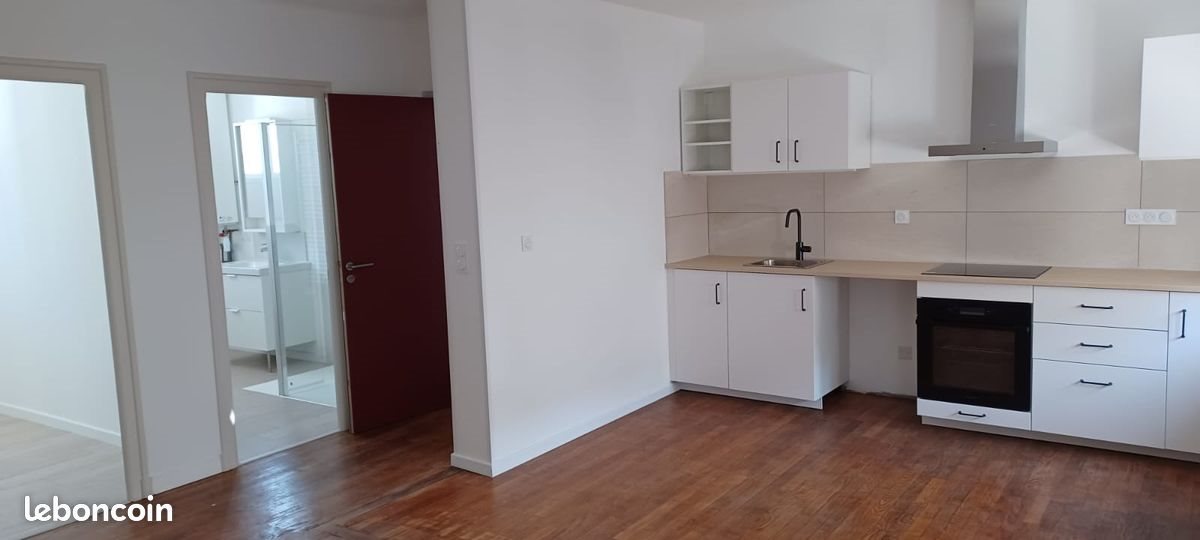 Appartement à louer, 80m², Brasparts