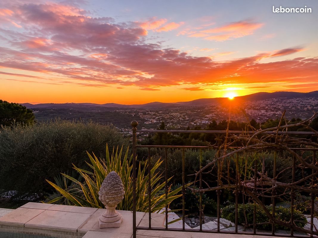 Maison à louer, 175m², Grasse
