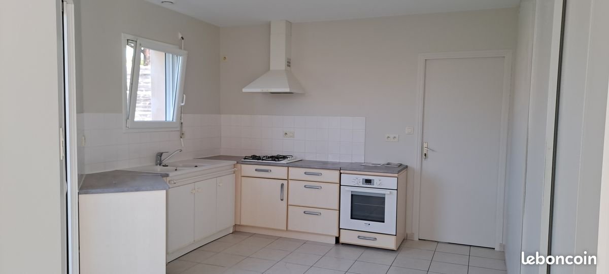 Maison à louer, 87m², Saint-Prouant