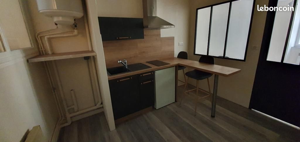 Appartement à louer, 23m², Aurillac