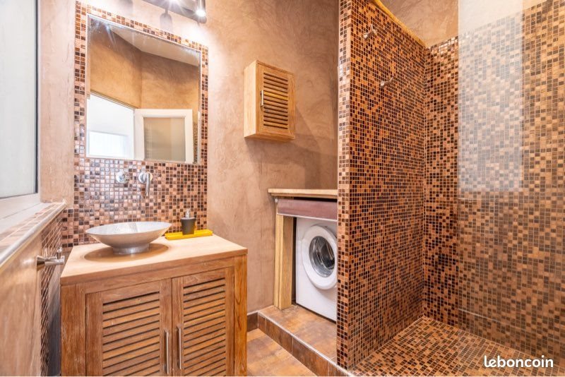 Appartement à louer, 70m², Marseille 5ème
