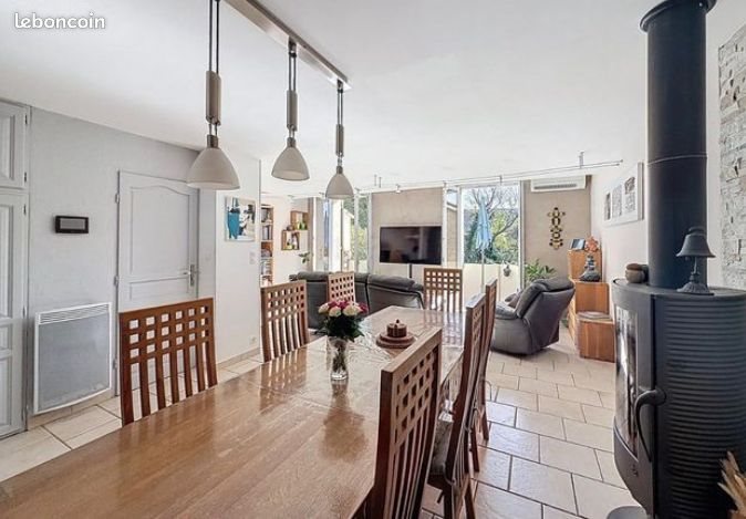 Maison à vendre, 170m², Saint-Zacharie