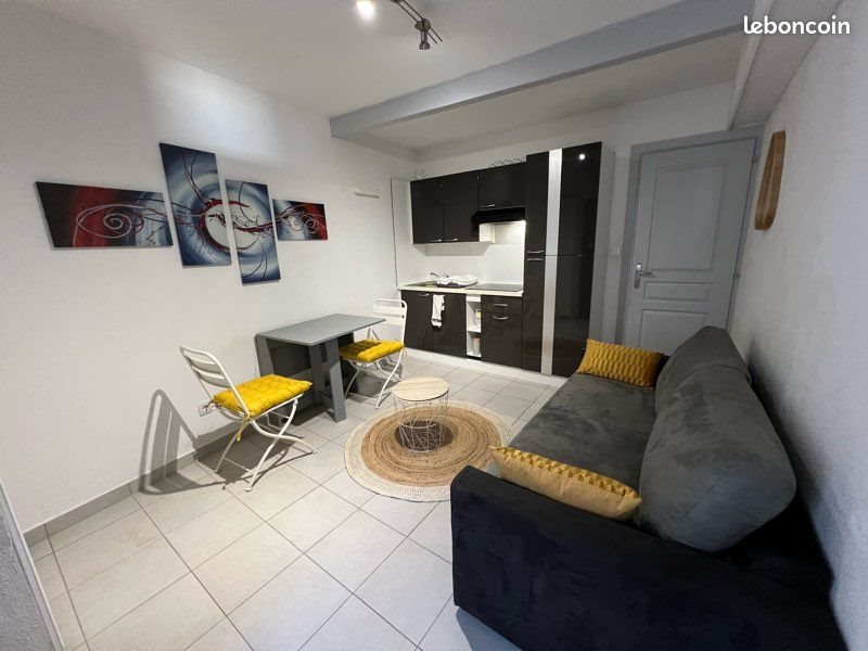 Appartement à louer, 18m², Valence