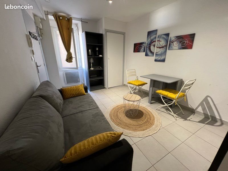 Appartement à louer, 18m², Valence