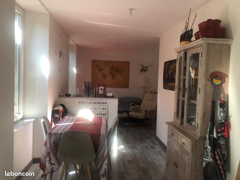 Appartement à vendre, 60m², Pont-de-Roide