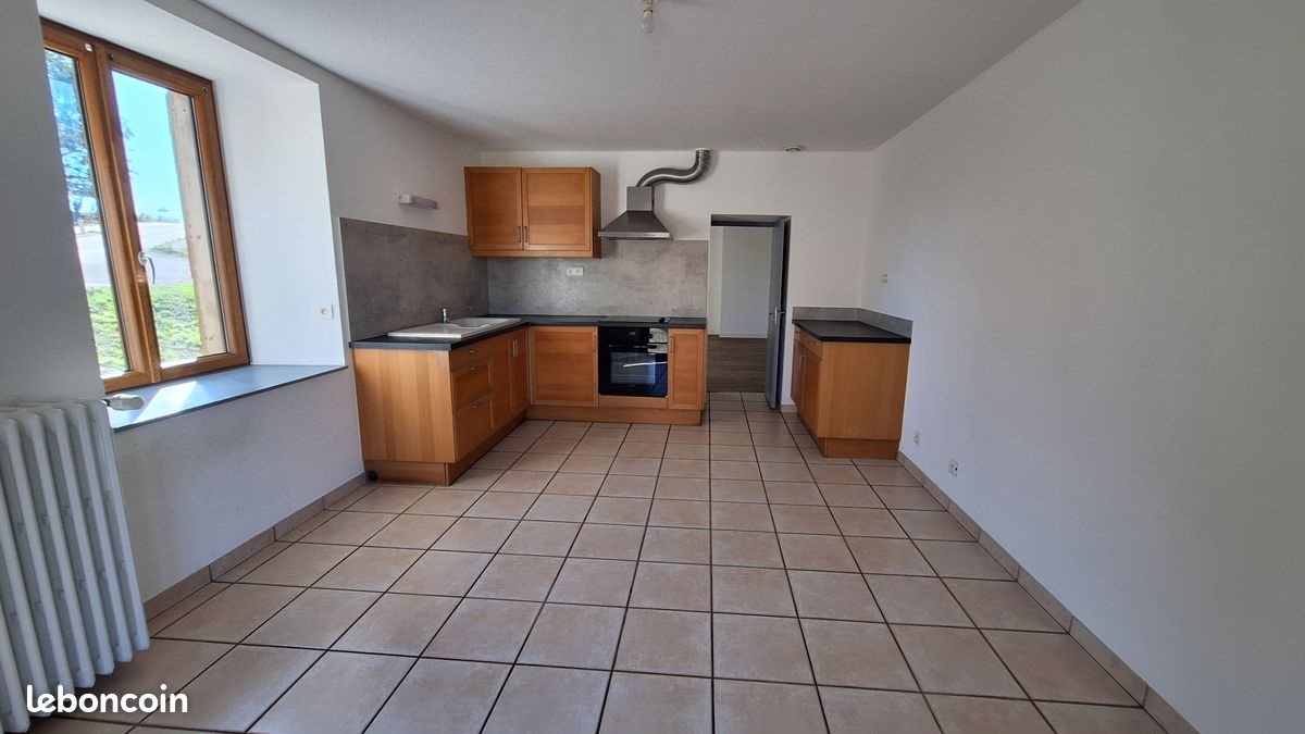 Appartement à louer, 117m², Censeau
